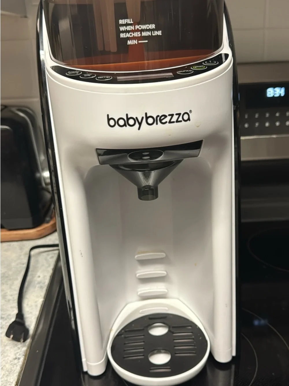 Baby Brezza Formula Pro Machine in White